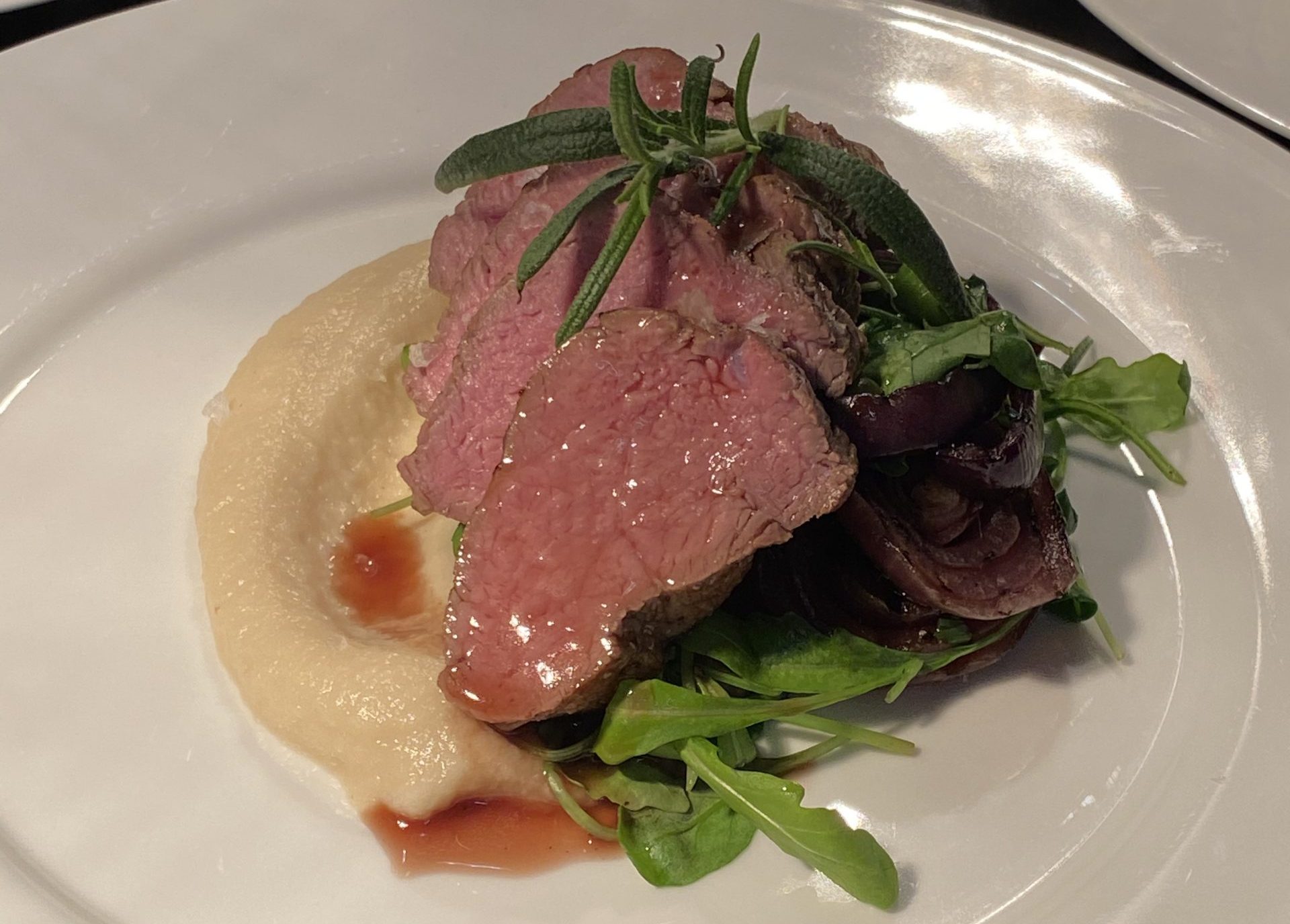 kalv restaurant njord, hovedrett på njords vårmeny