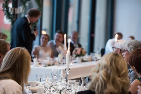 Bryllup i restaurant blur