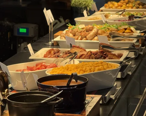 Buffet julelunsj varmmat